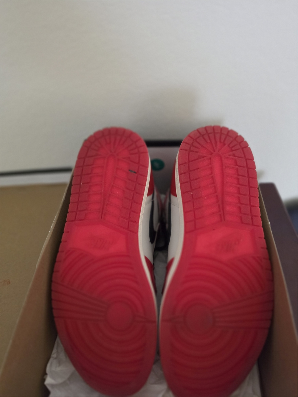 JORDAN 1 Retro High OG Spider-verse Sneakers - Men's 7.5 - Excellent Condition - Picture 4 of 12